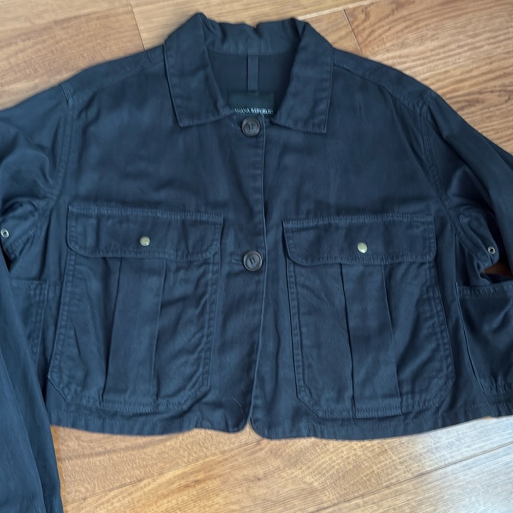 Banana Republic Women's Black Cropped Utility Jacket Size M